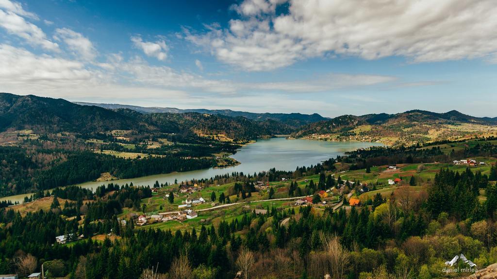 Pensiunea Lac Colibiţa エクステリア 写真